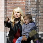 Chantal Janzen en zoon James